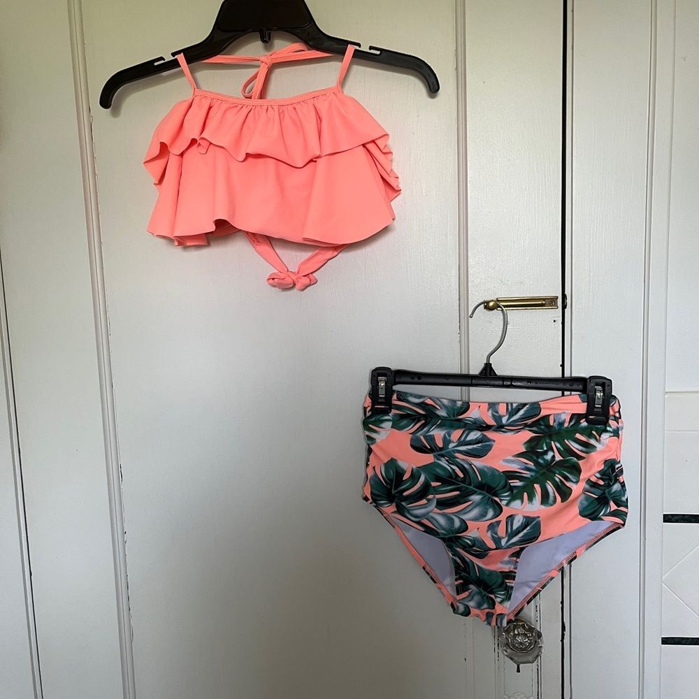 Two piece tropical bathing suit, S